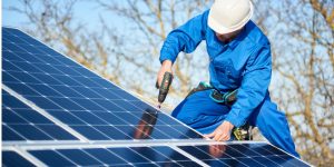 Installation Maintenance Panneaux Solaires Photovoltaïques à Champagnac-la-Riviere